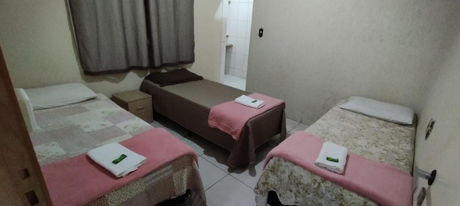 Casas De Temporadas - Hotel Recanto Do Sossego Uberlândia Værelse billede