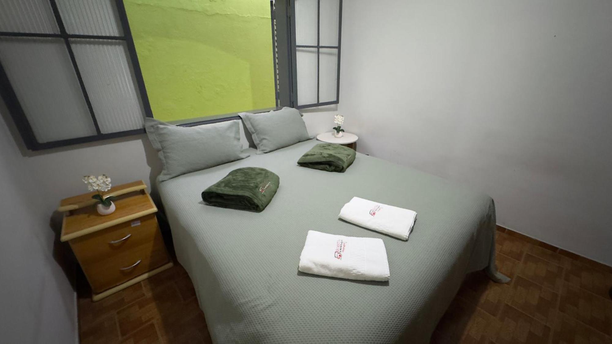 Casas De Temporadas - Hotel Recanto Do Sossego Uberlândia Eksteriør billede